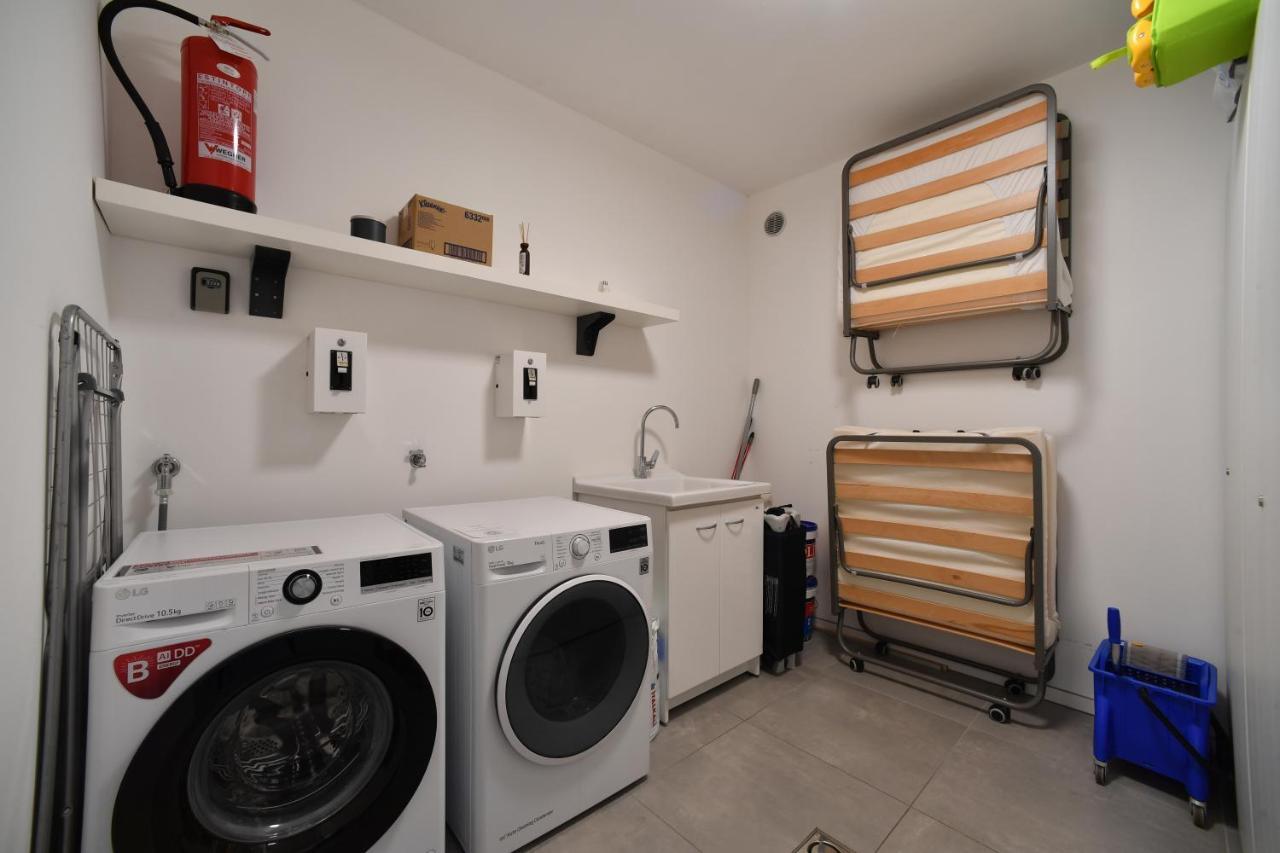 Cityu - Grazioli 27 Trento Centro Con Parcheggio Privato Gratuito エクステリア 写真