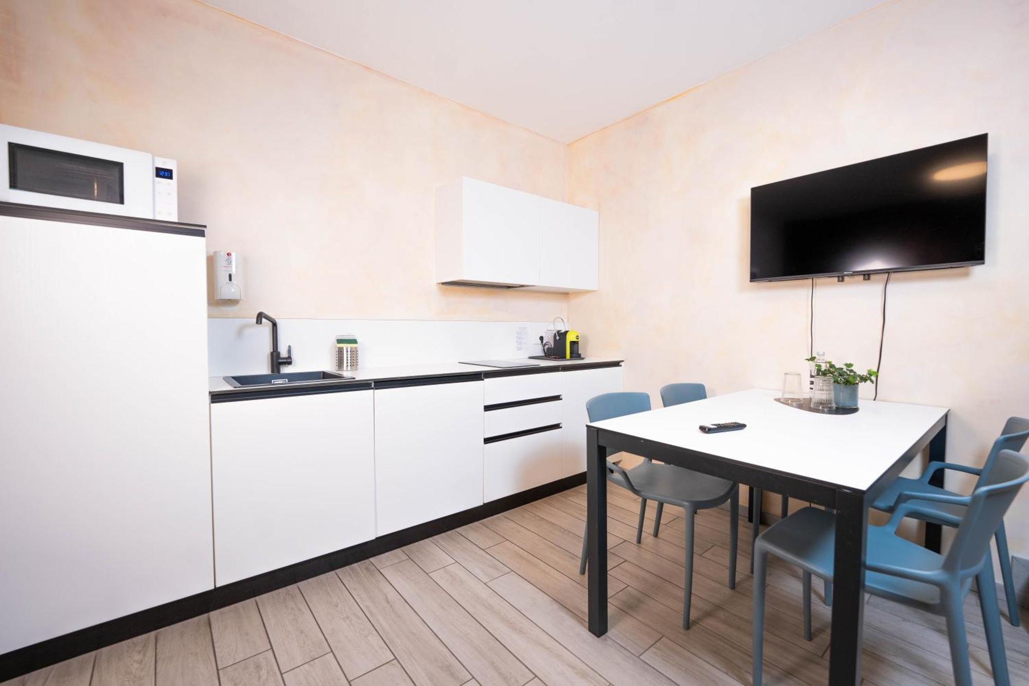 Cityu - Grazioli 27 Trento Centro Con Parcheggio Privato Gratuito エクステリア 写真